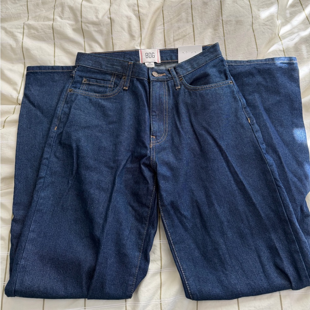 NWT Urban Outffiter Olive stovepipe Midrise Jean 27”
